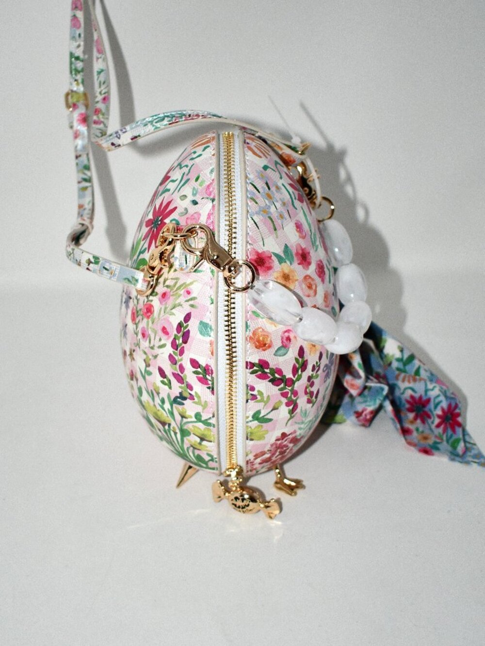 Betsey Johnson The Plot Chickens Beaded Top Handle Clutch #BJ38535A NWT - Picture 5 of 8